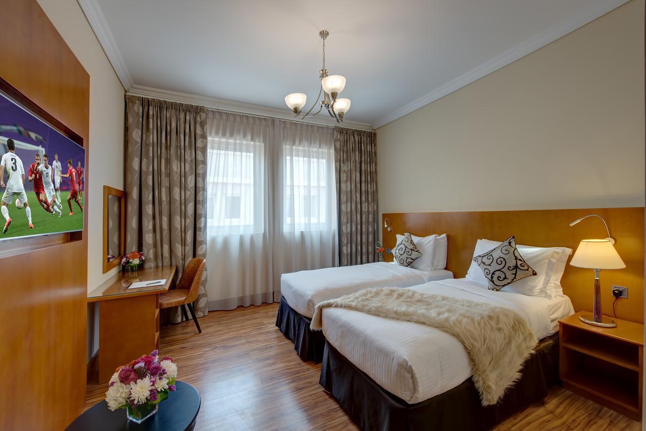 J5 Villas Holiday Homes Barsha Gardens Dubai Eksteriør billede