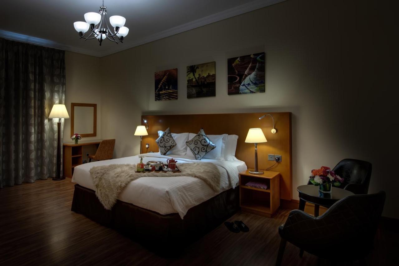 J5 Villas Holiday Homes Barsha Gardens Dubai Eksteriør billede