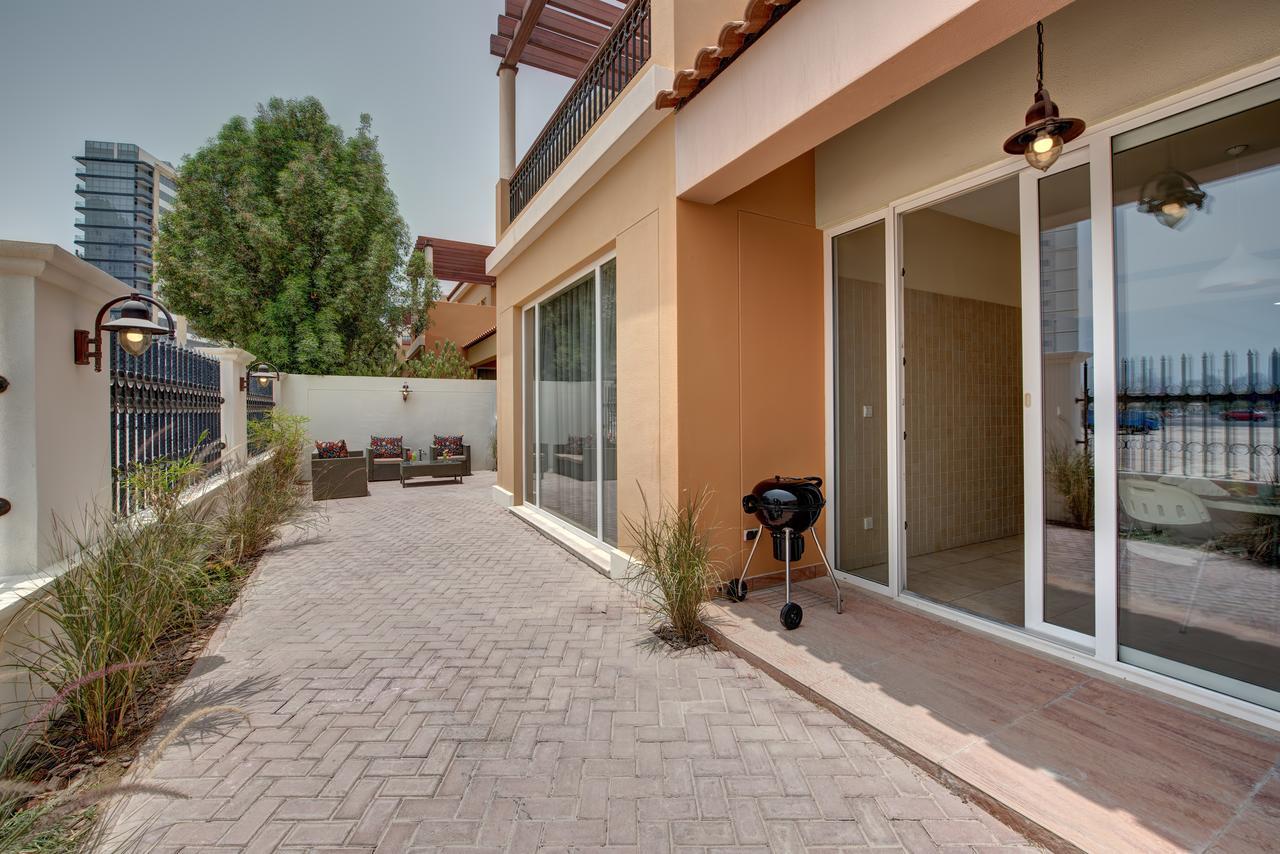 J5 Villas Holiday Homes Barsha Gardens Dubai Eksteriør billede